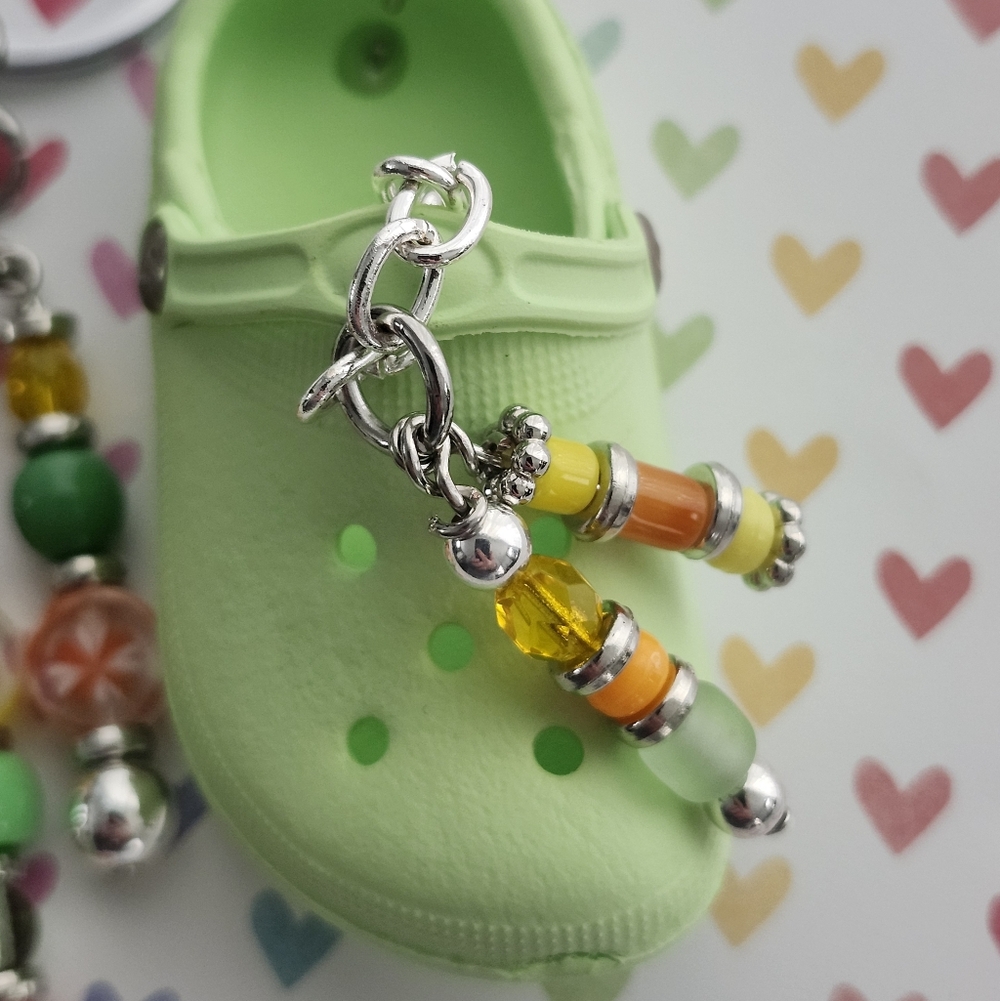 Comfy Croc-inspired Purse Charm or Keychain Handcrafted Glass Stone Floral Beads - Picture 2 of 8